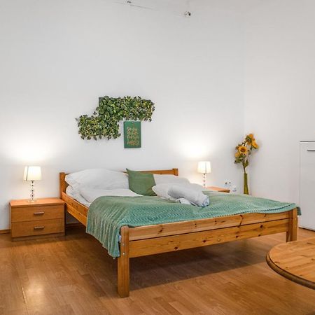 Elegant 2Br Apartment - Near Bahnhof Wien Meidling エクステリア 写真