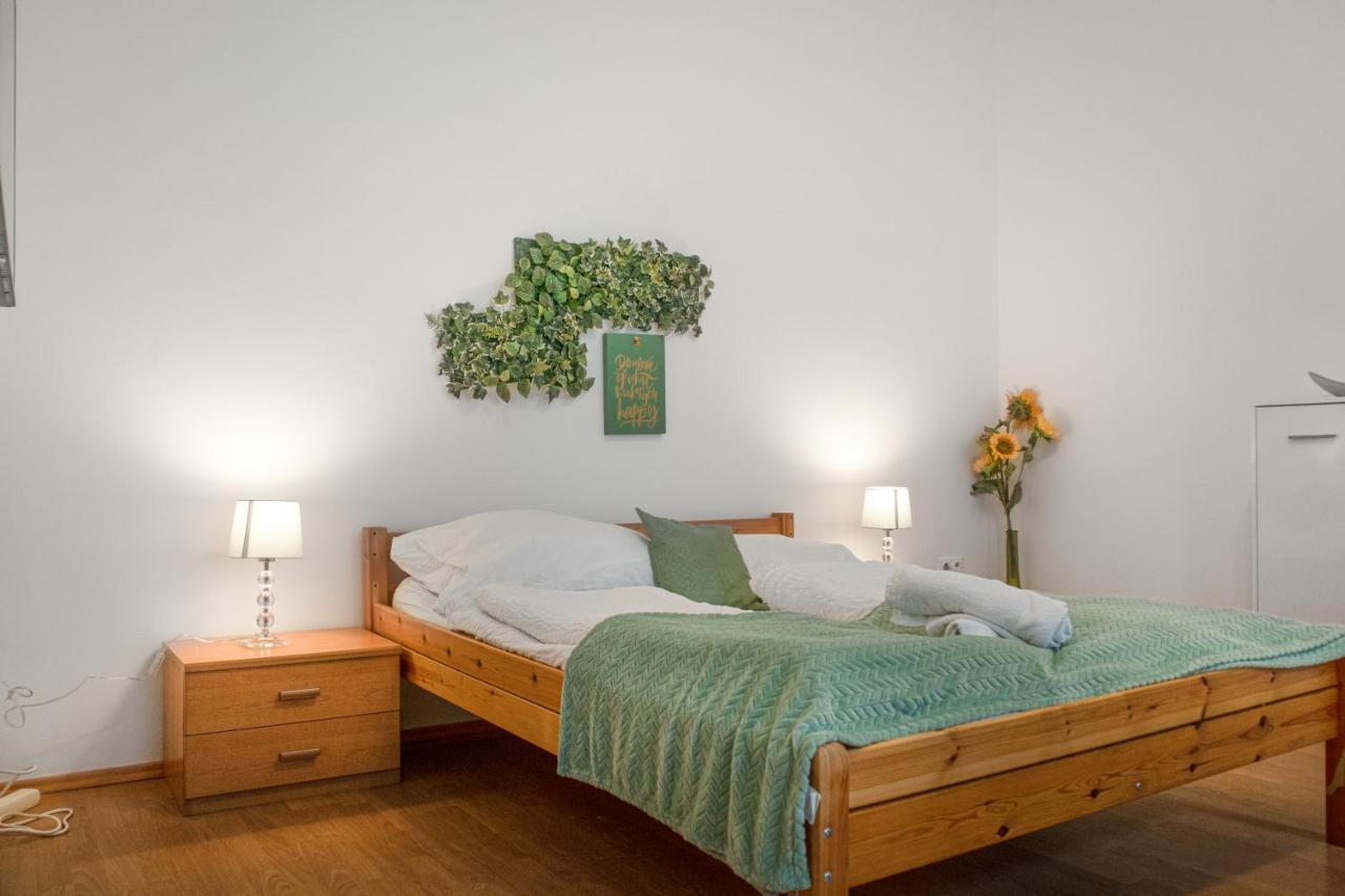 Elegant 2Br Apartment - Near Bahnhof Wien Meidling エクステリア 写真