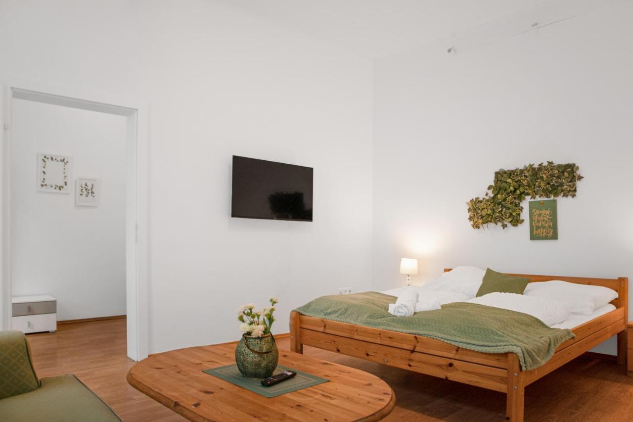 Elegant 2Br Apartment - Near Bahnhof Wien Meidling エクステリア 写真