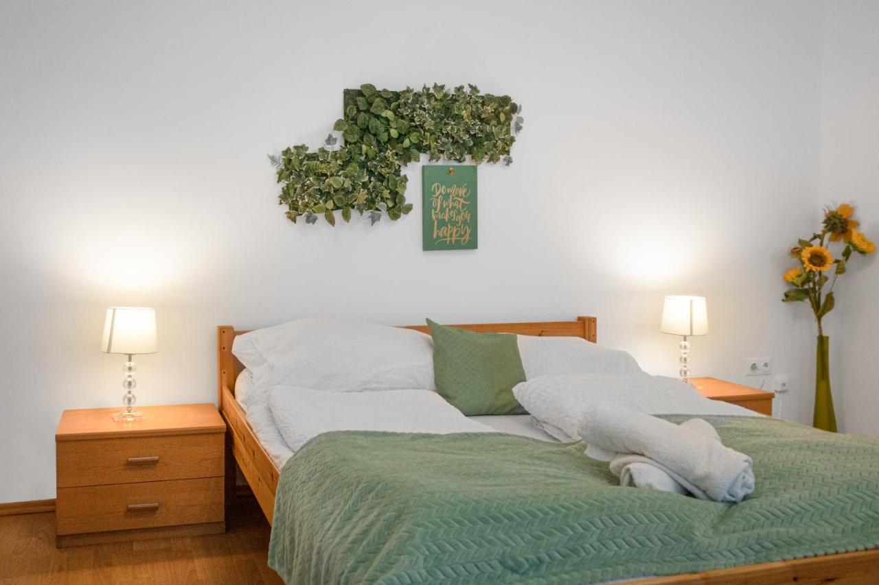 Elegant 2Br Apartment - Near Bahnhof Wien Meidling エクステリア 写真