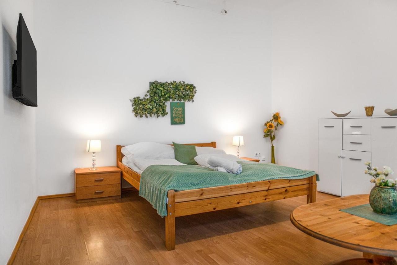 Elegant 2Br Apartment - Near Bahnhof Wien Meidling エクステリア 写真