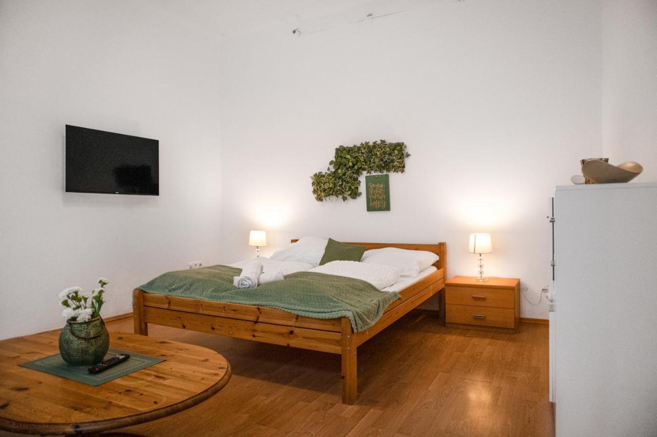 Elegant 2Br Apartment - Near Bahnhof Wien Meidling エクステリア 写真